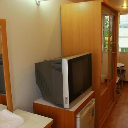 Ratchaphruek 2007 Hotel Chom Thong Eksteriør bilde
