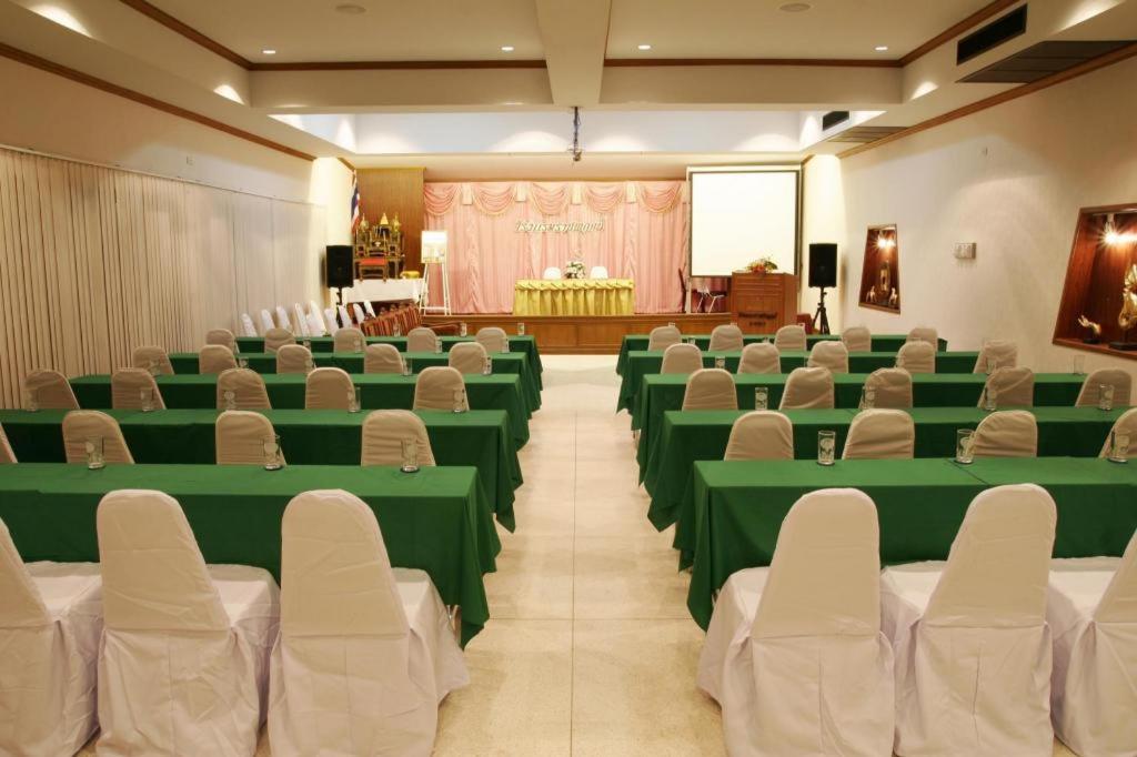 Ratchaphruek 2007 Hotel Chom Thong Eksteriør bilde