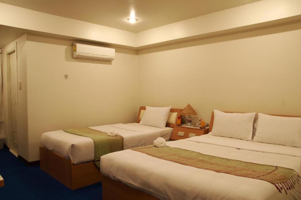 Ratchaphruek 2007 Hotel Chom Thong Eksteriør bilde